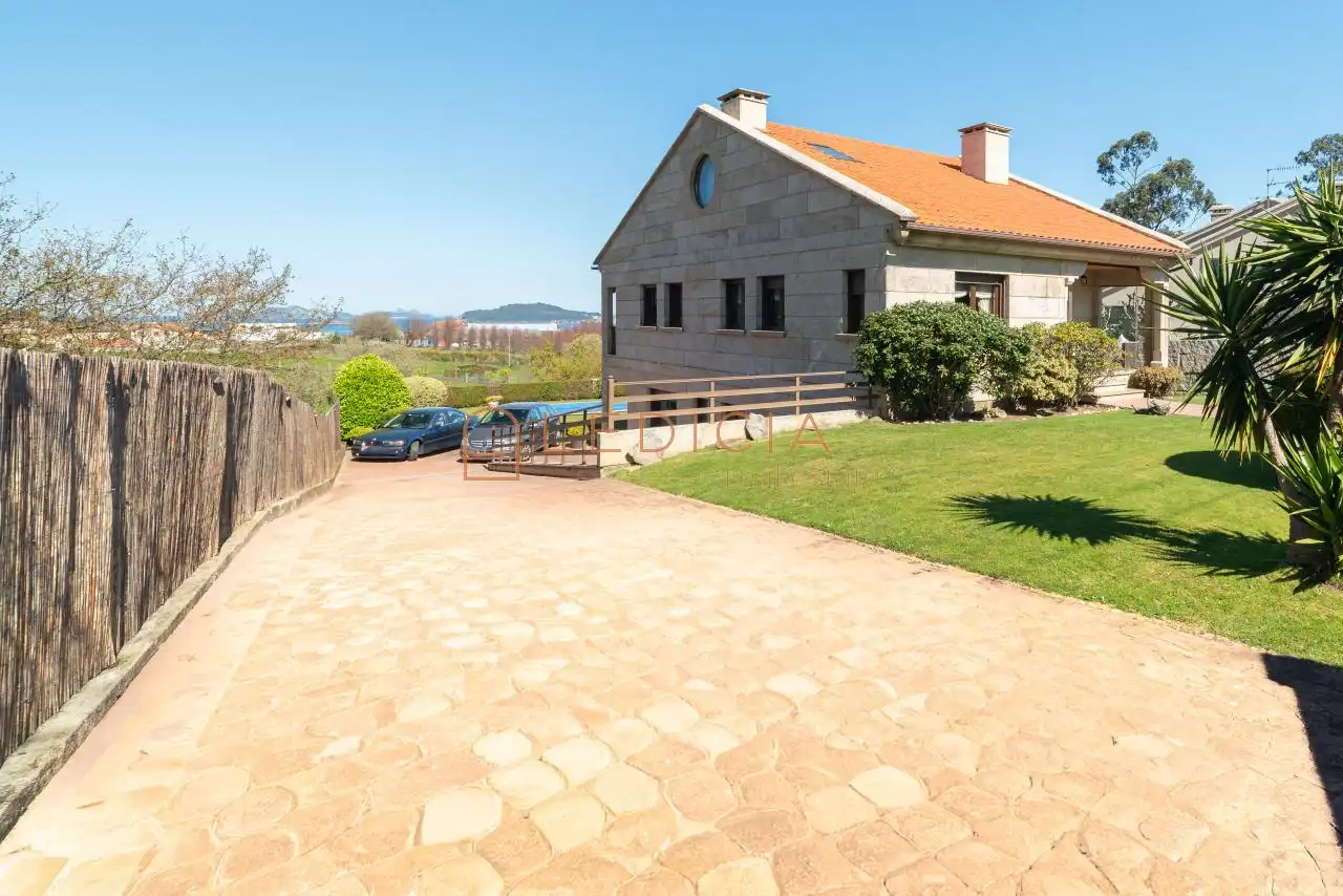 Casa o chalet en venta en Lugar Media Aldea, Baiona