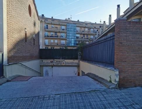 Aparcament de Garatge en venda en Rubí