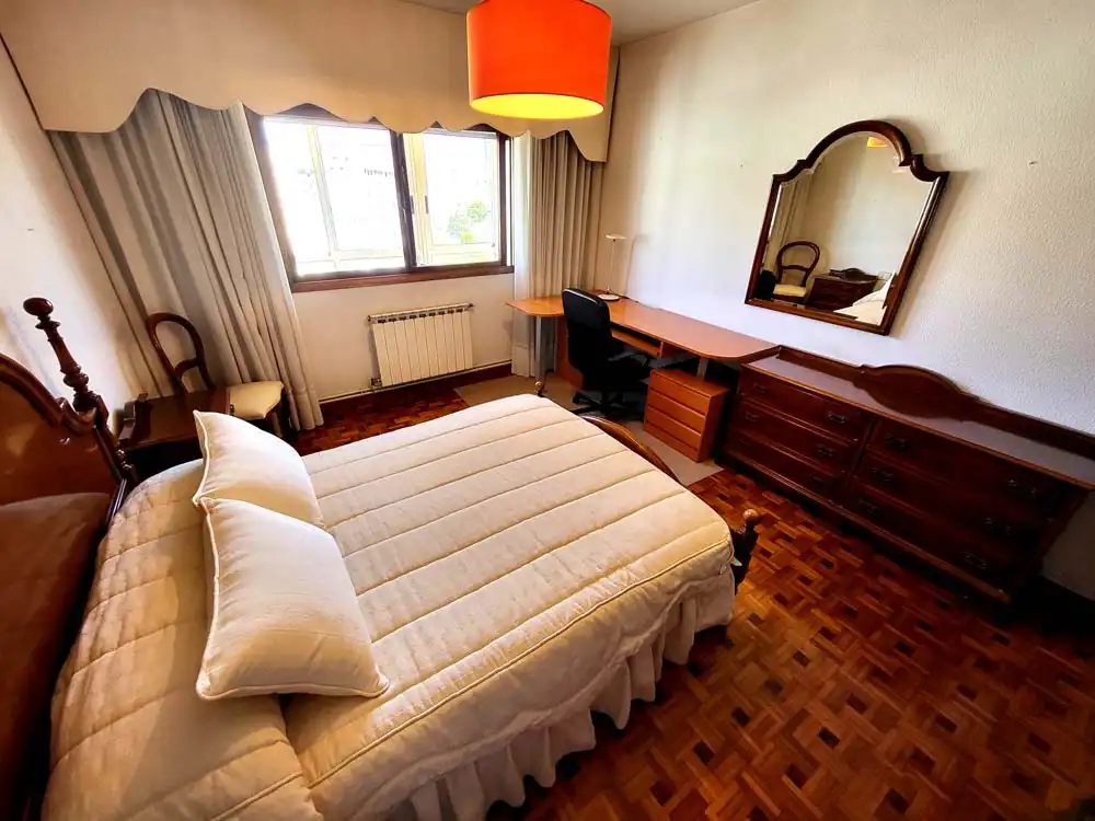 Habitación de Piso de alquiler en Vigo  con Calefacción, Parquet y Terraza