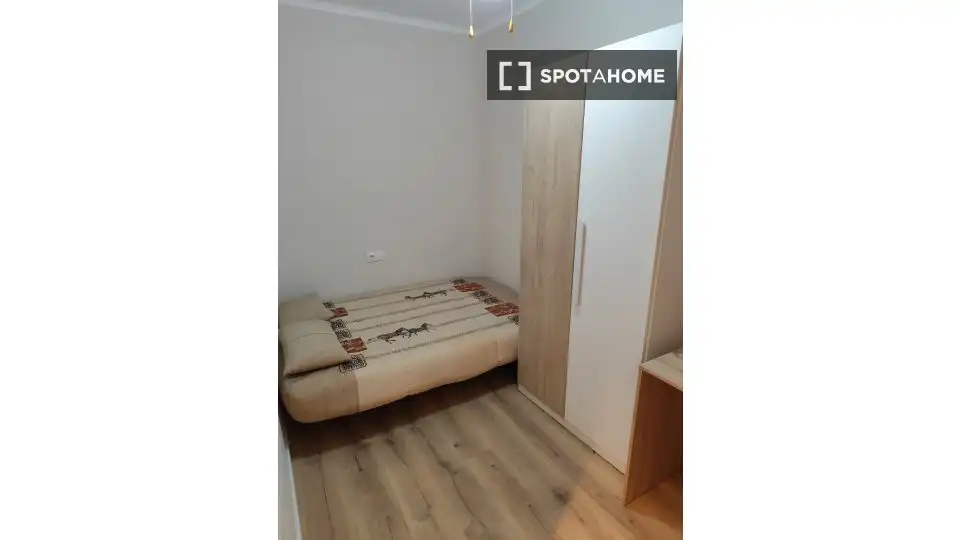 Habitación en Roquetes - Can Magí