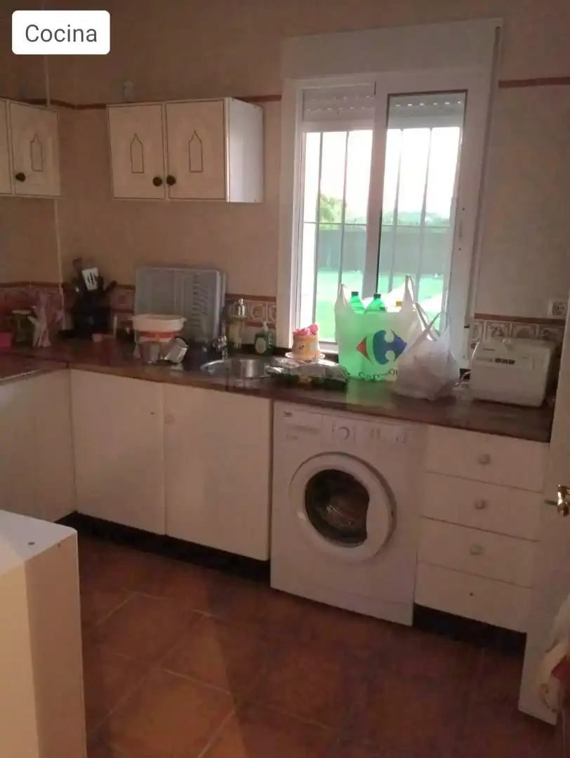Chalet con piscina en venta en Cartaya, imagen 2