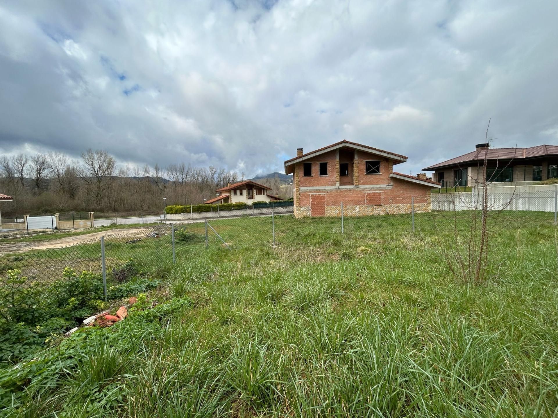 Casa o chalet en venta en Calle INDALECIO PRIETO, Valle de Mena