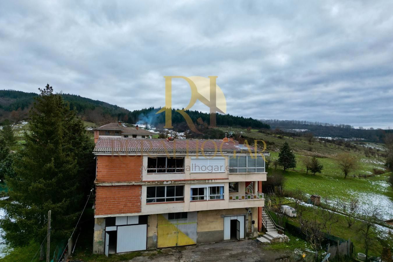 Vista exterior de Pis en venda en Valderrueda amb Calefacció, Terrassa i Traster