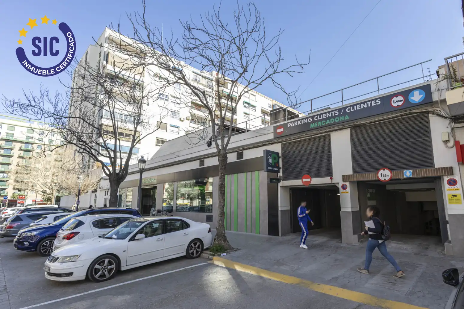 Parking of Flat for sale in Valencia  with Air Conditioner and Terrace
