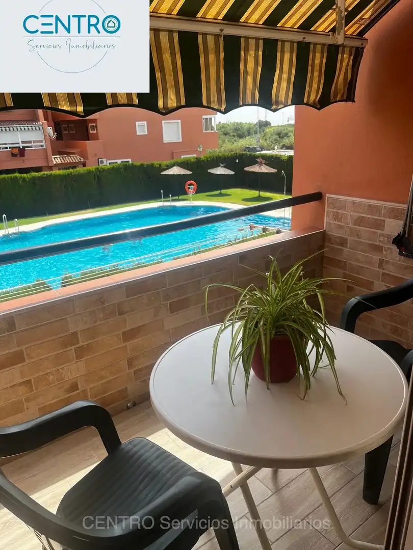 Schwimmbecken von Wohnungen zum Verkauf in Algeciras mit Terrasse, Möbliert und Gemeinschaftspool