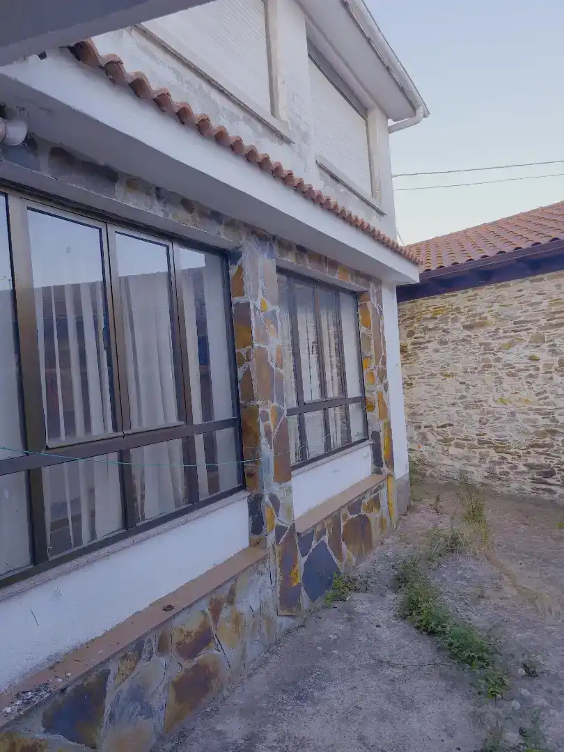 Vista exterior de Casa o xalet en venda en Soto y Amío, León