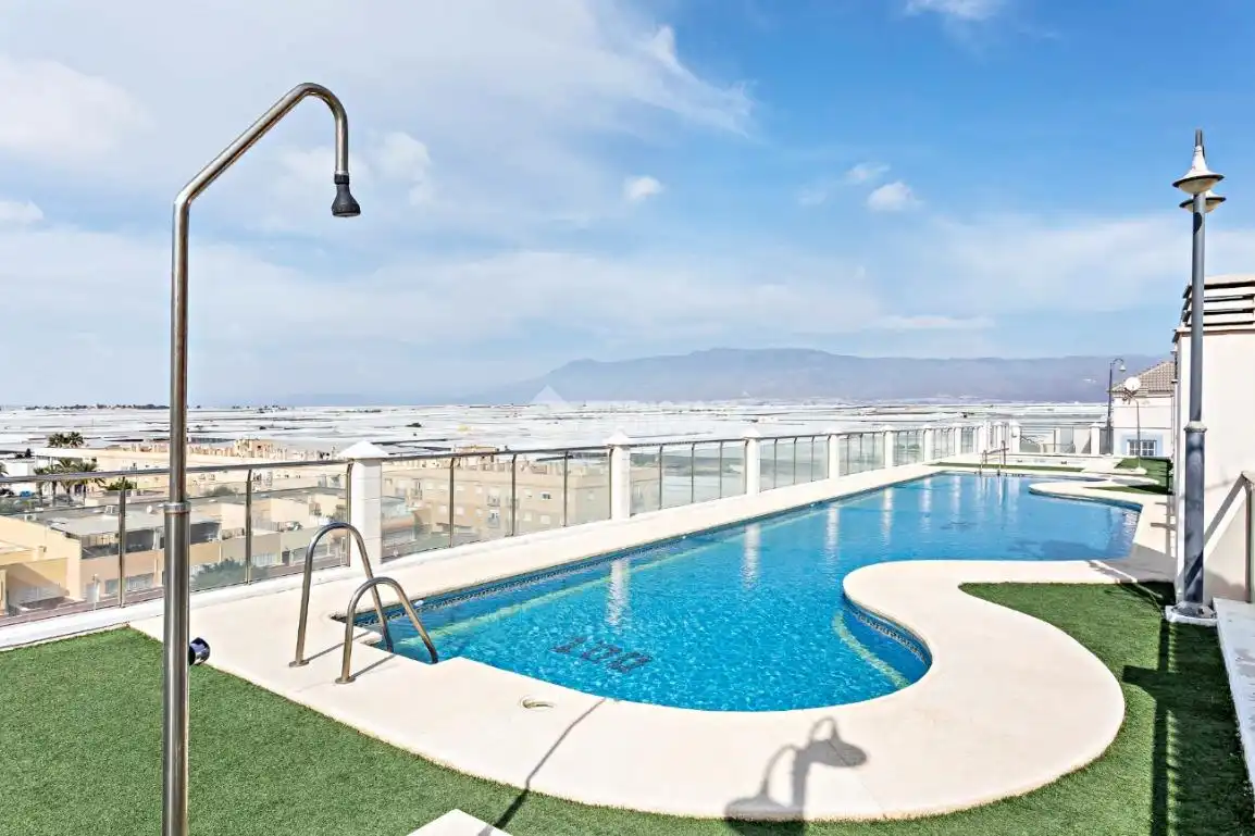 Piscina de Piso en venta en Roquetas de Mar con Aire acondicionado, Calefacción y Terraza