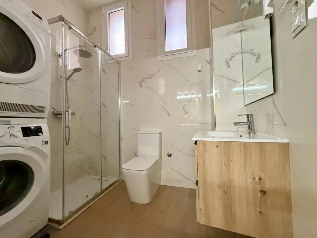 Bany de Loft en venda en Madrid amb Aire condicionat, Calefacció i Moblat