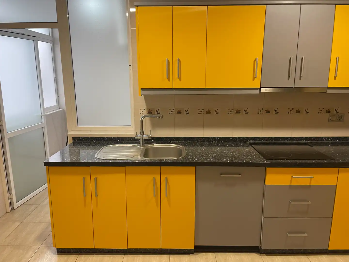 Cocina de Piso de alquiler en Orihuela con Amueblado y Balcón
