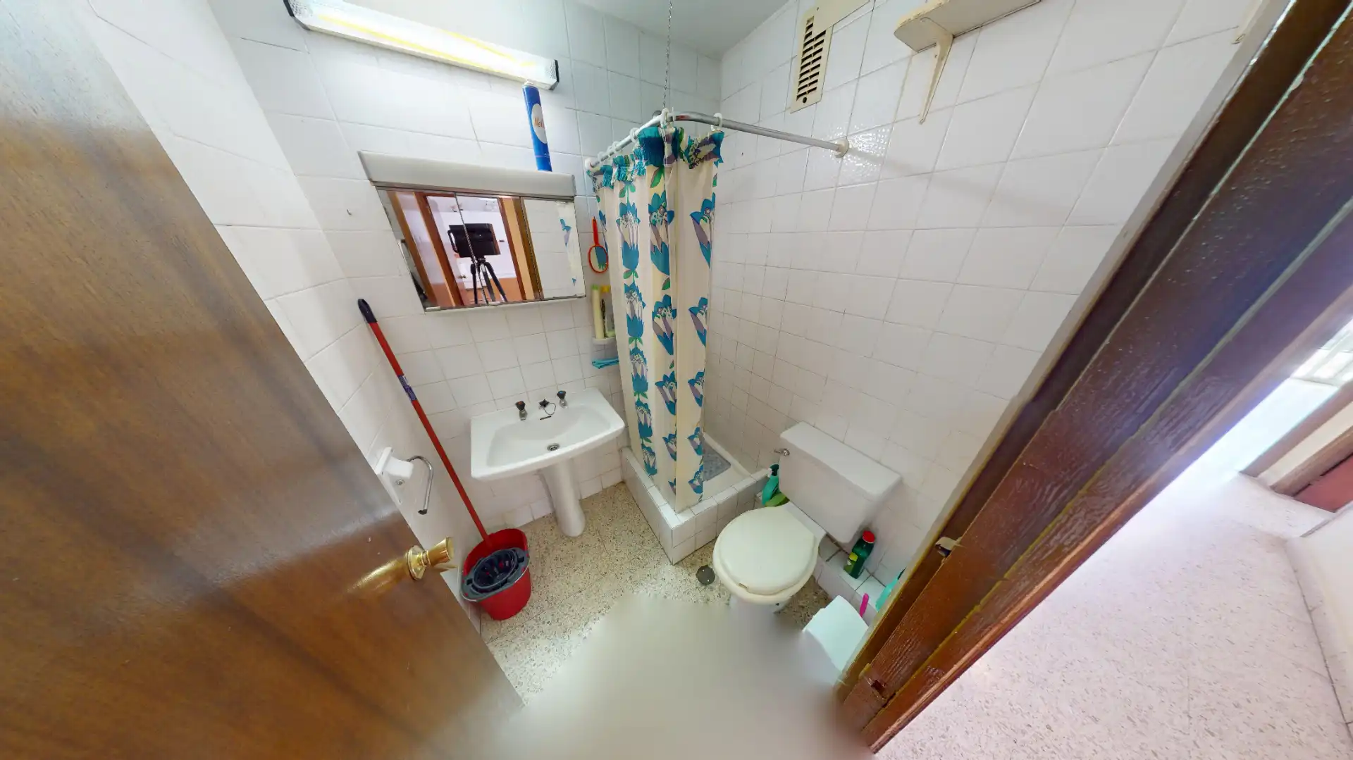 Bathroom of Flat for sale in Alicante / Alacant  with Parquet flooring, Terrace and Furnished