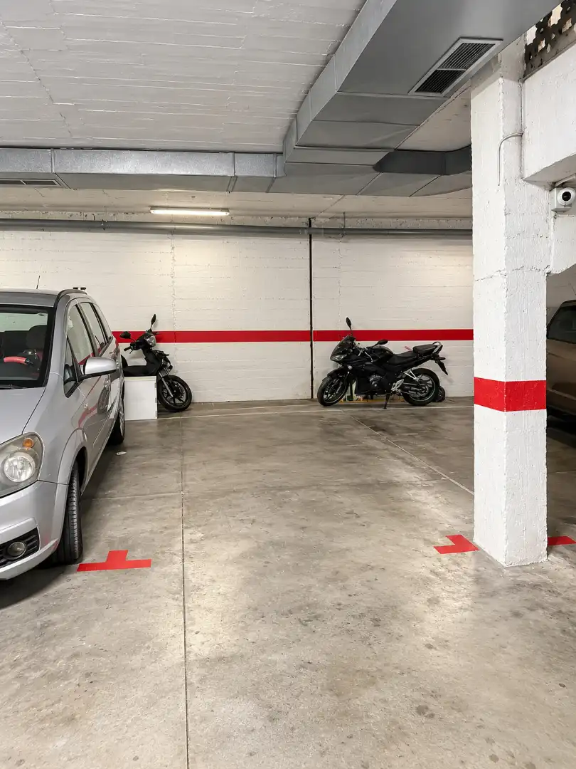 Individuel avec ascenseur à vendre à Calle Sagitario 1