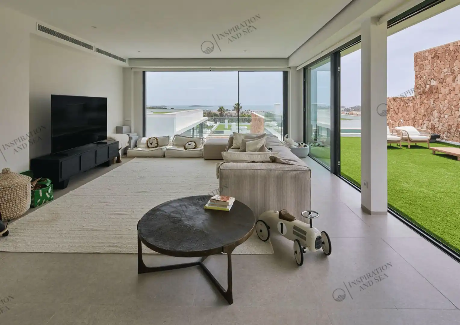 Sala de estar de Casa o chalet en venta en Santa Eulària des Riu con Aire acondicionado, Calefacción y Jardín privado