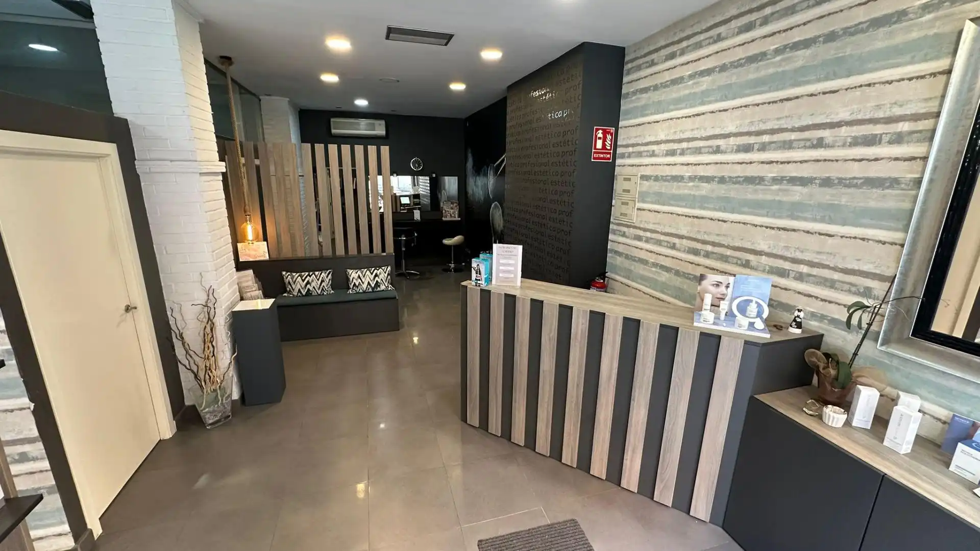 Local comercial de lloguer a Calle MIGUEL SERVET, imagen 4