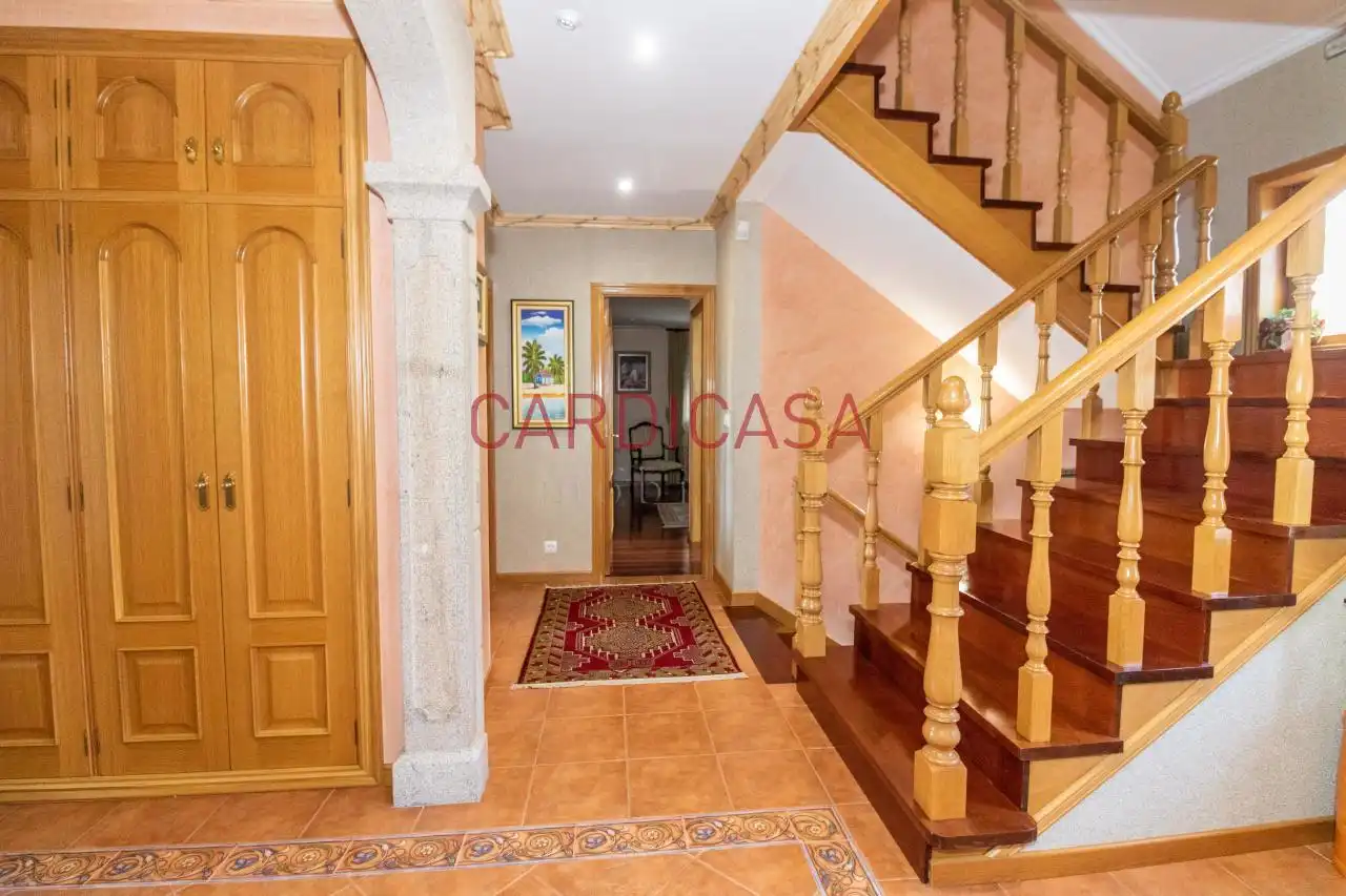 Casa o chalet en venta en Vigo  con Calefacción, Jardín privado y Parquet