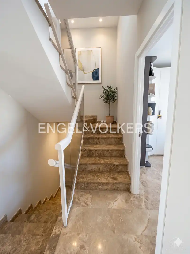 Casa adosada en venta en Vilanova i la Geltrú con Aire acondicionado, Calefacción y Parquet