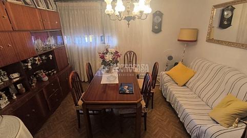 Foto 3 de Pis en venda a Pueblo Nuevo, Madrid