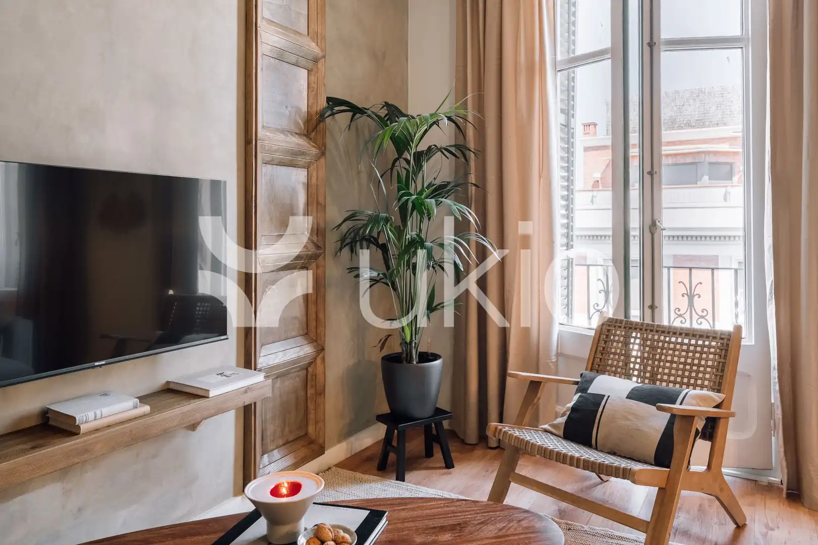Apartamento con terraza en alquiler en Carrer de Balmes, imagen 8