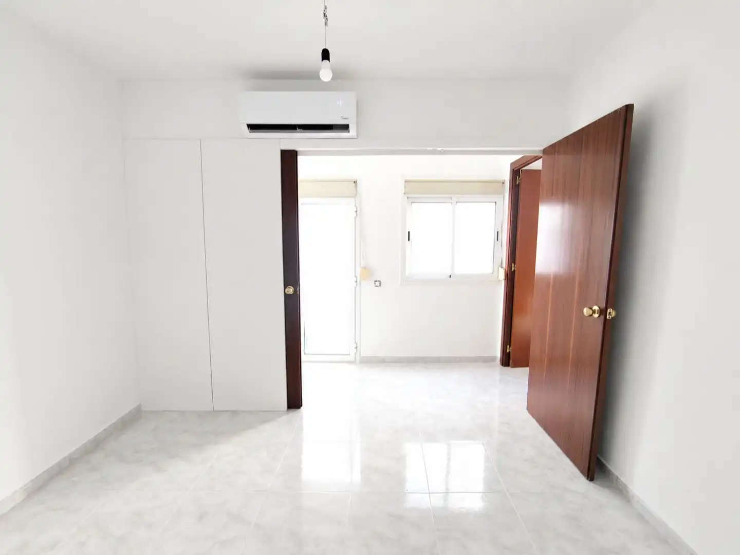Flat with lift for sale in Carrer Vint-I-Tres Baix 1, imagen 7