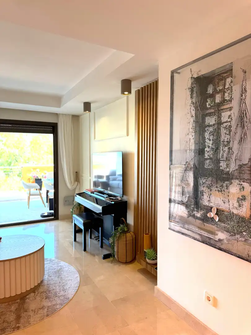 Apartment with terrace to rent in La Quinta, imagen 24