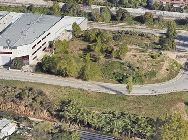 Industrial land for sale in Plaça la Llana