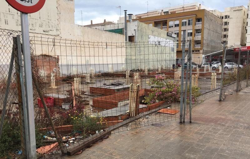 Garden of Building for sale in  Valencia Capital