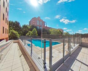 Swimming pool of Flat to rent in  Madrid Capital  with Heating, Private garden and Storage room