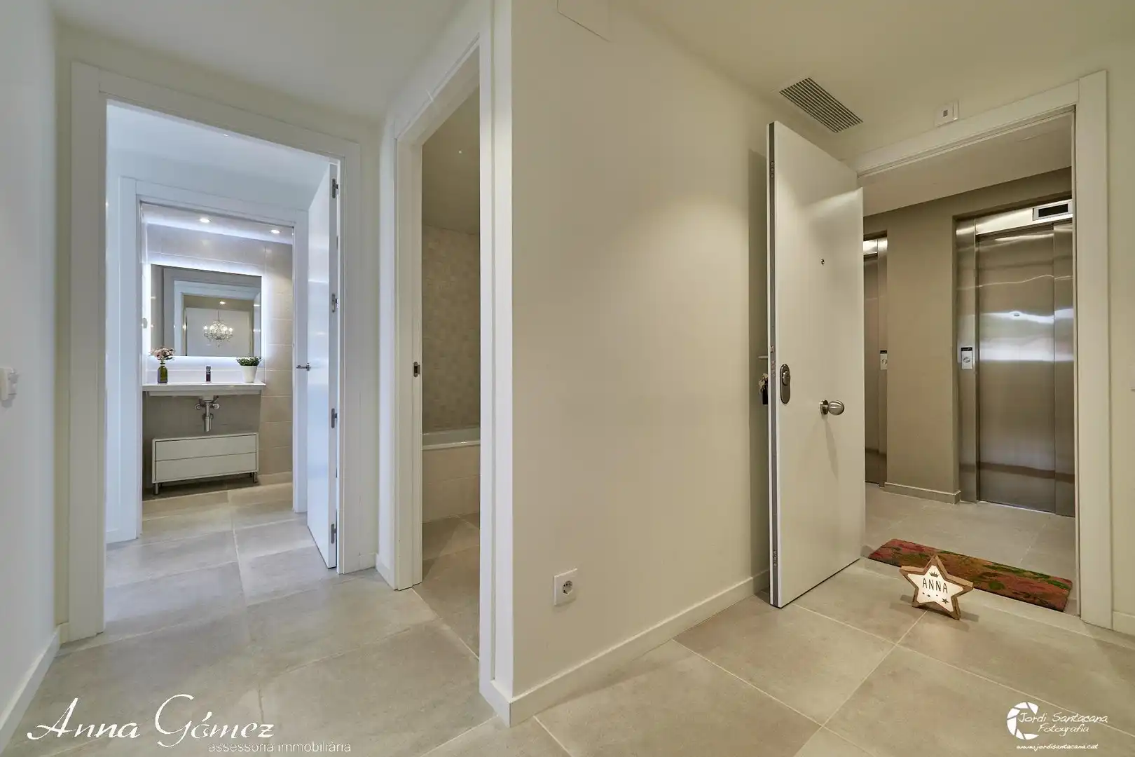 Bathroom of Attic for sale in Calafell  with Air Conditioner, Terrace and Storage room