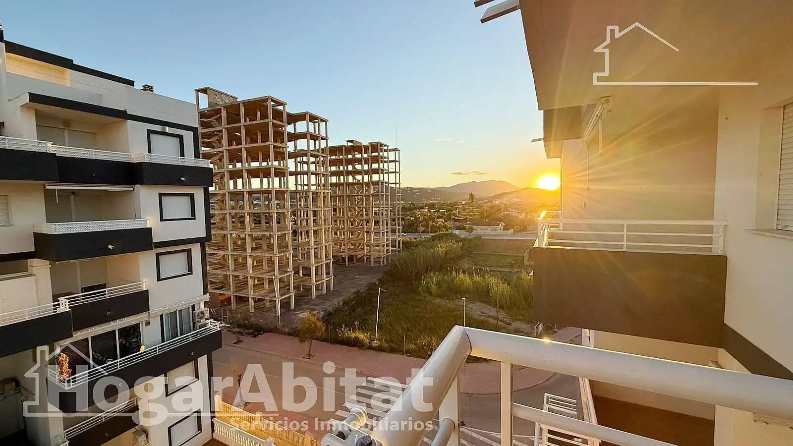 Exterior view of Flat for sale in Piles  with Private garden, Terrace and Furnished