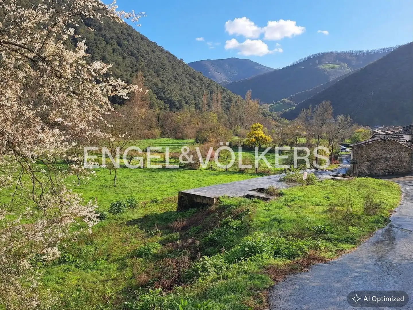 Residencial en venta en Vega de Liébana