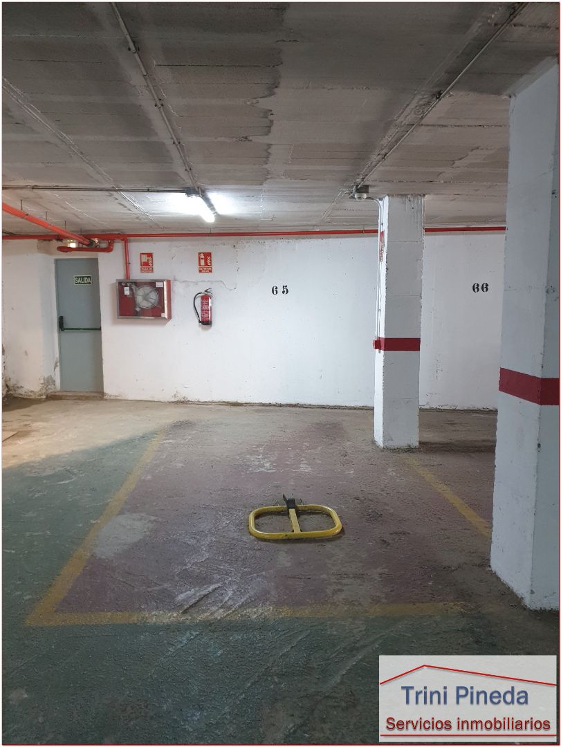Parking of Office for sale in  Sevilla Capital  with Air Conditioner and Storage room