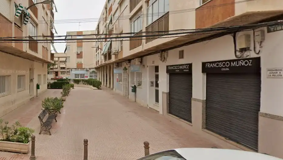 Piso en venta en San Vicente del Raspeig / Sant Vicent del Raspeig con Terraza y Balcón