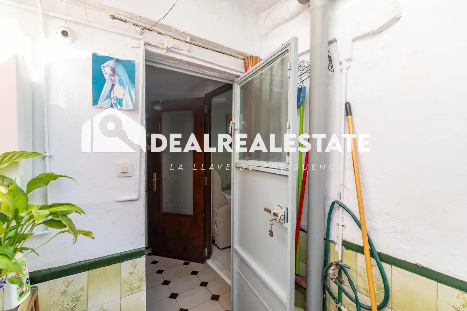 Houses for sale in Sevilla  with Air Conditioner and Terrace