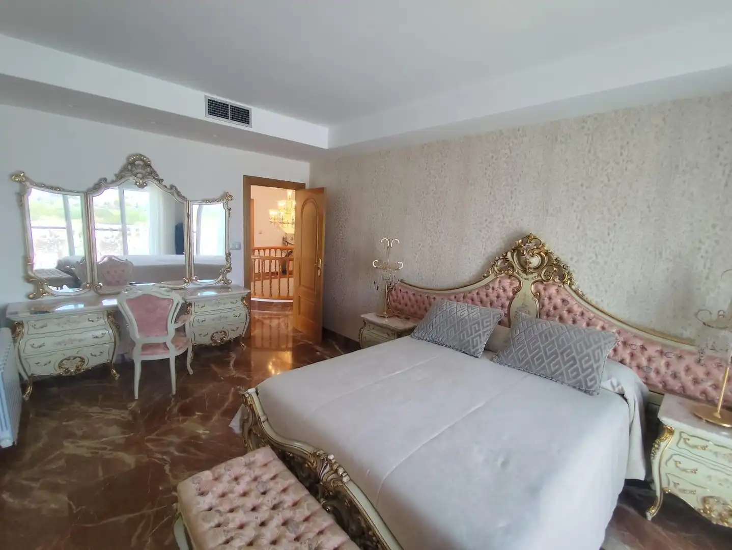 Habitación de Casa o chalet en venta en Murcia con Aire acondicionado, Jardín privado y Terraza