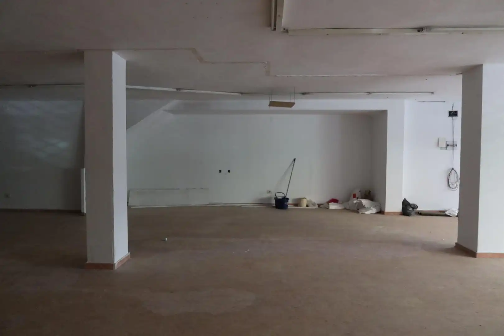 Local comercial en venda a Calle REPUBLICA ARGENTINA 38, imagen 3