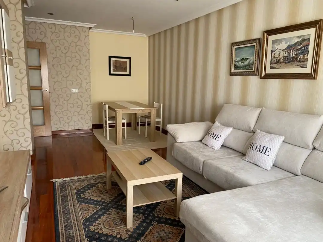 Flat with lift to rent in Calle de Margarita Salas, imagen 2