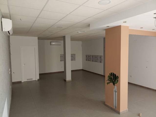 Local comercial en Alquiler en Torre Cruz - Los Molinos