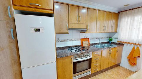 Foto 3 de Piso en venta en Avenida Avenida Virgen de la Cabeza, Zona Campus Universitario, Burjassot