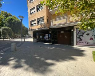 Vista exterior de Oficina en venda en Baza