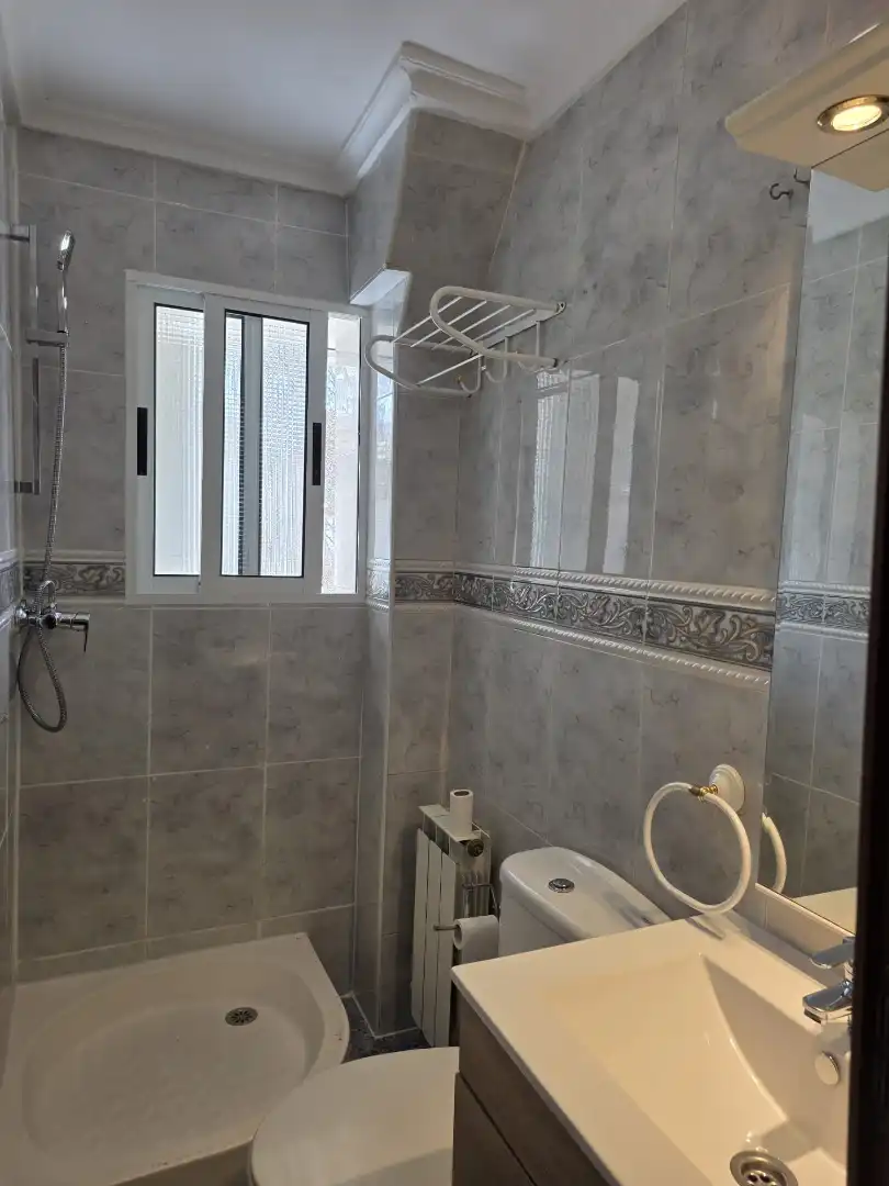 Bathroom of Flat for sale in Valladolid  with Heating, Terrace and Oven