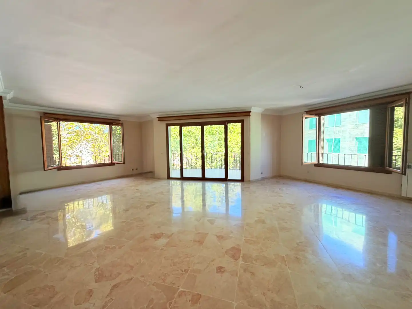 Sala d'estar de Pis de lloguer en  Palma de Mallorca amb Aire condicionat, Calefacció i Terrassa