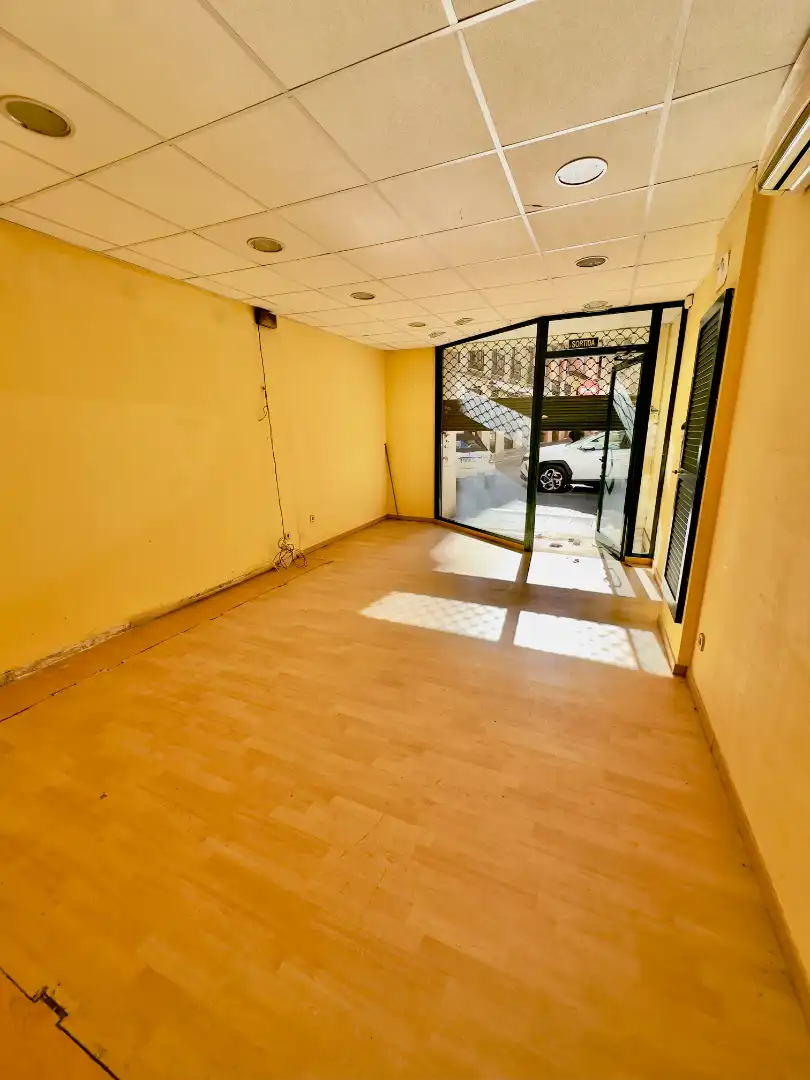 Gewerbefläche zum Verkauf in Carrer Sant Pau 14, imagen 2