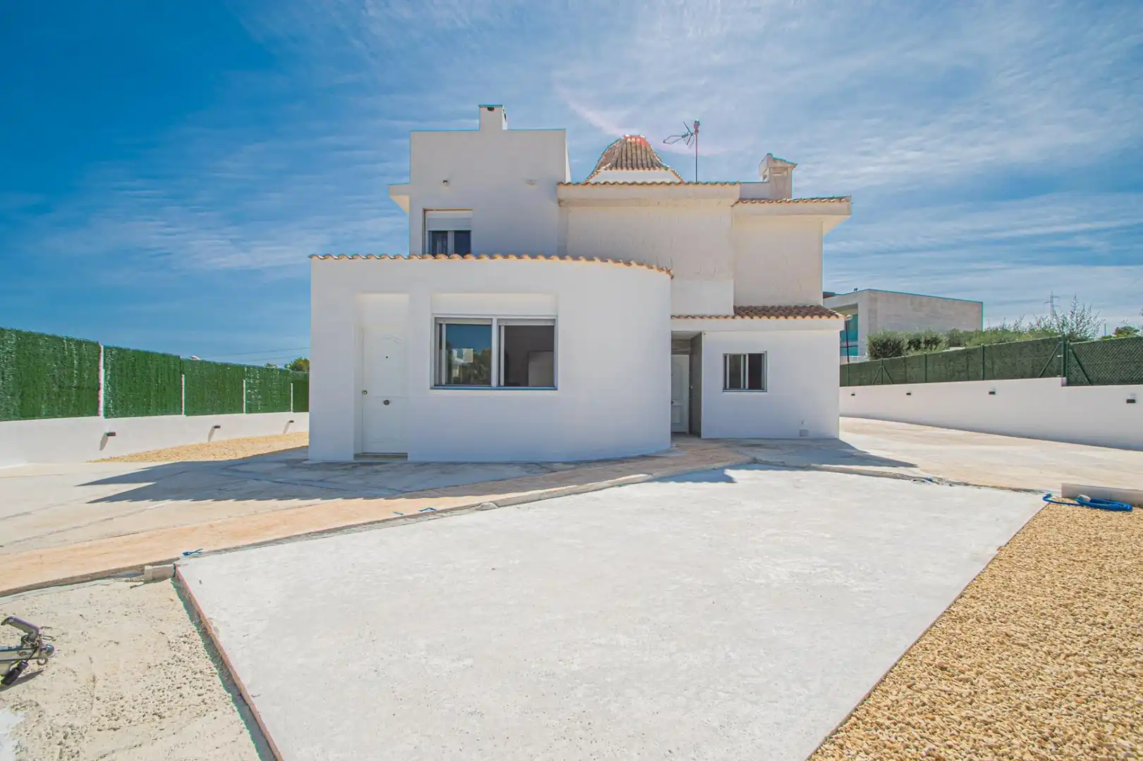 Vista exterior de Casa o xalet en venda en La Nucia amb Aire condicionat, Calefacció i Terrassa