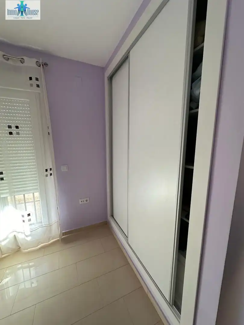 Dormitori de Casa o xalet en venda en Albacete amb Aire condicionat, Jardí privat i Parquet