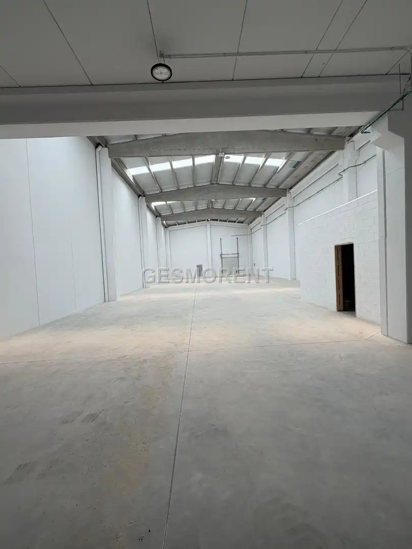 Nave industrial de alquiler en Viladecans