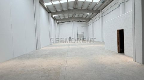 Foto 4 von Fabrikhallen zur Miete in Vilamarina, Viladecans
