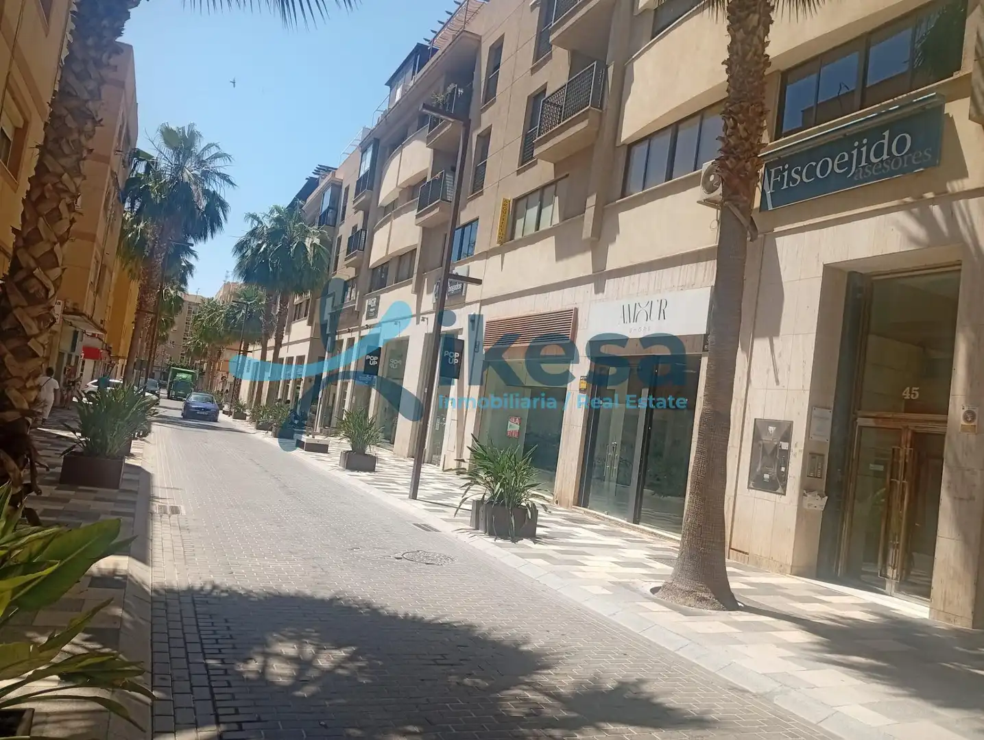 Local comercial en venda a El Ejido Ciudad