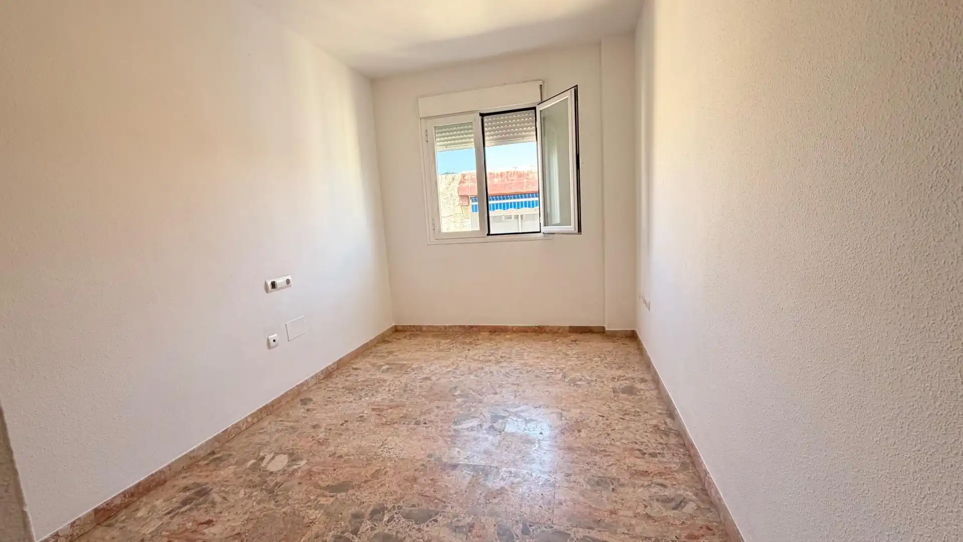 Dormitori de Pis en venda en Fuengirola amb Terrassa