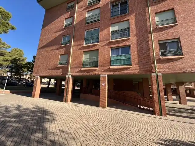 Exterior view of Flat for sale in Zaragoza  with Heating