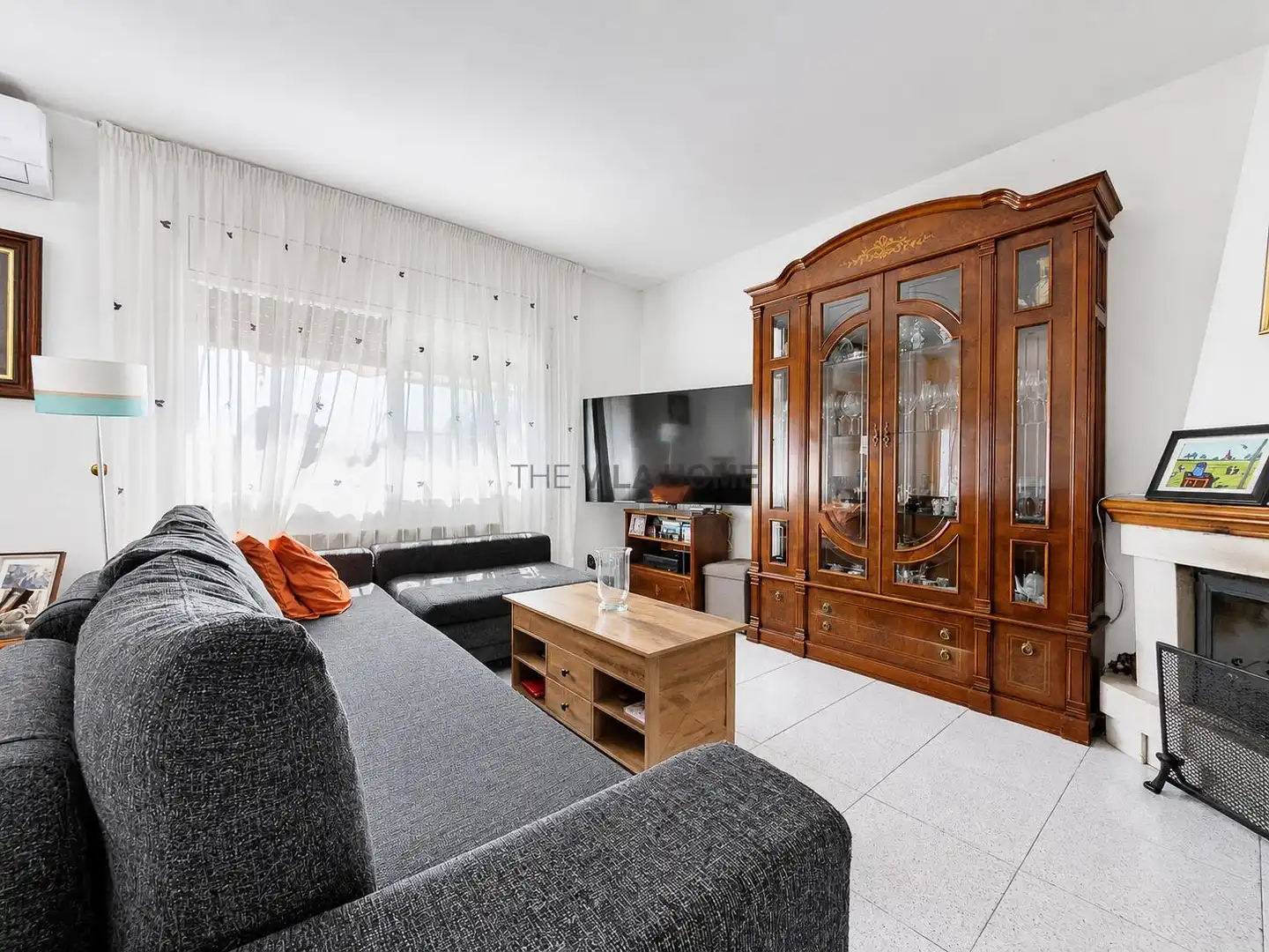 Sala d'estar de Finca rústica en venda en Vilanova i la Geltrú amb Aire condicionat