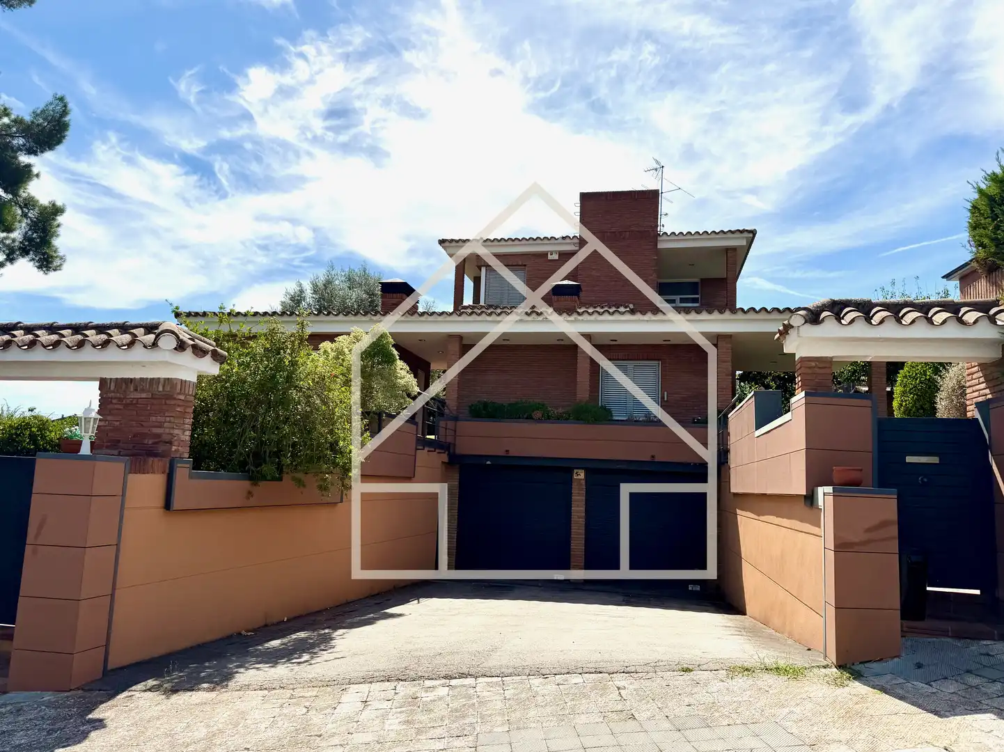 Xalet amb piscina en venda a de Can Domènec
